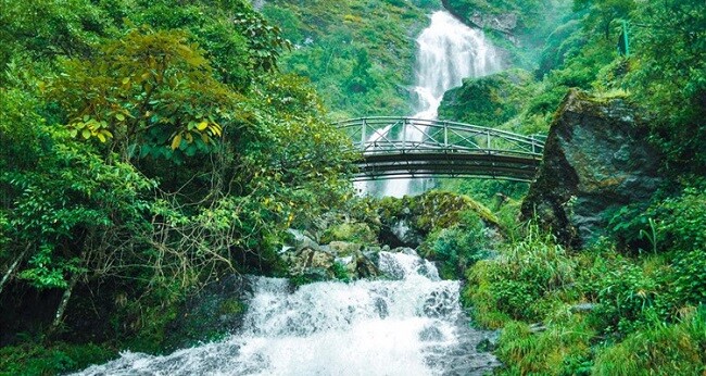 Di tích danh lam, thắng cảnh Thác Bạc